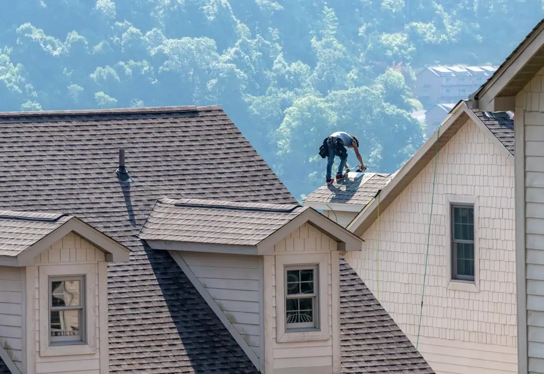 Finding the right roofing contractor for your project. Vecteezy-medium Finding the right roofing contractor for your project. Vecteezy-medium