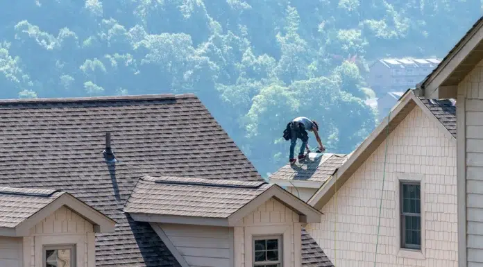 Finding the Right Roofing Contractor for Your Project Finding the right roofing contractor for your project. Vecteezy-medium