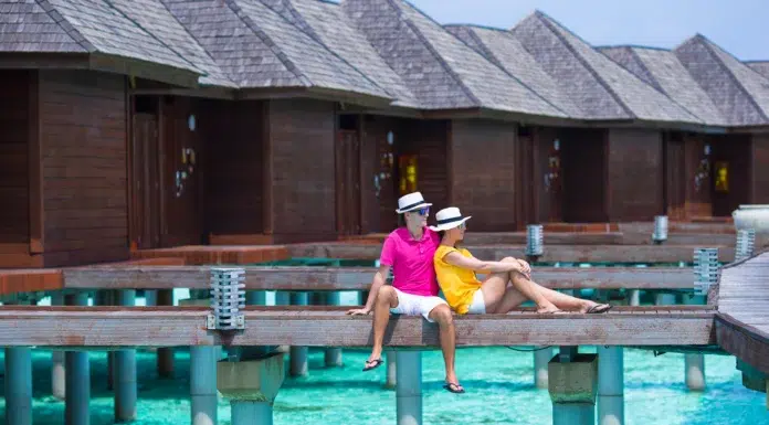 How to Compare Luxury Vacation Package Tours Before Booking Luxury Vacation Package Tours. Vecteezy-medium
