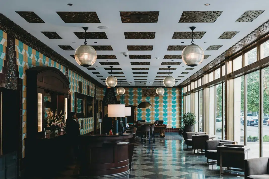 Stylish boutique hotel lobby with warm modern. Photo by Steven Van Elk on unsplash Stylish boutique hotel lobby with warm modern. Photo by Steven Van Elk on unsplash