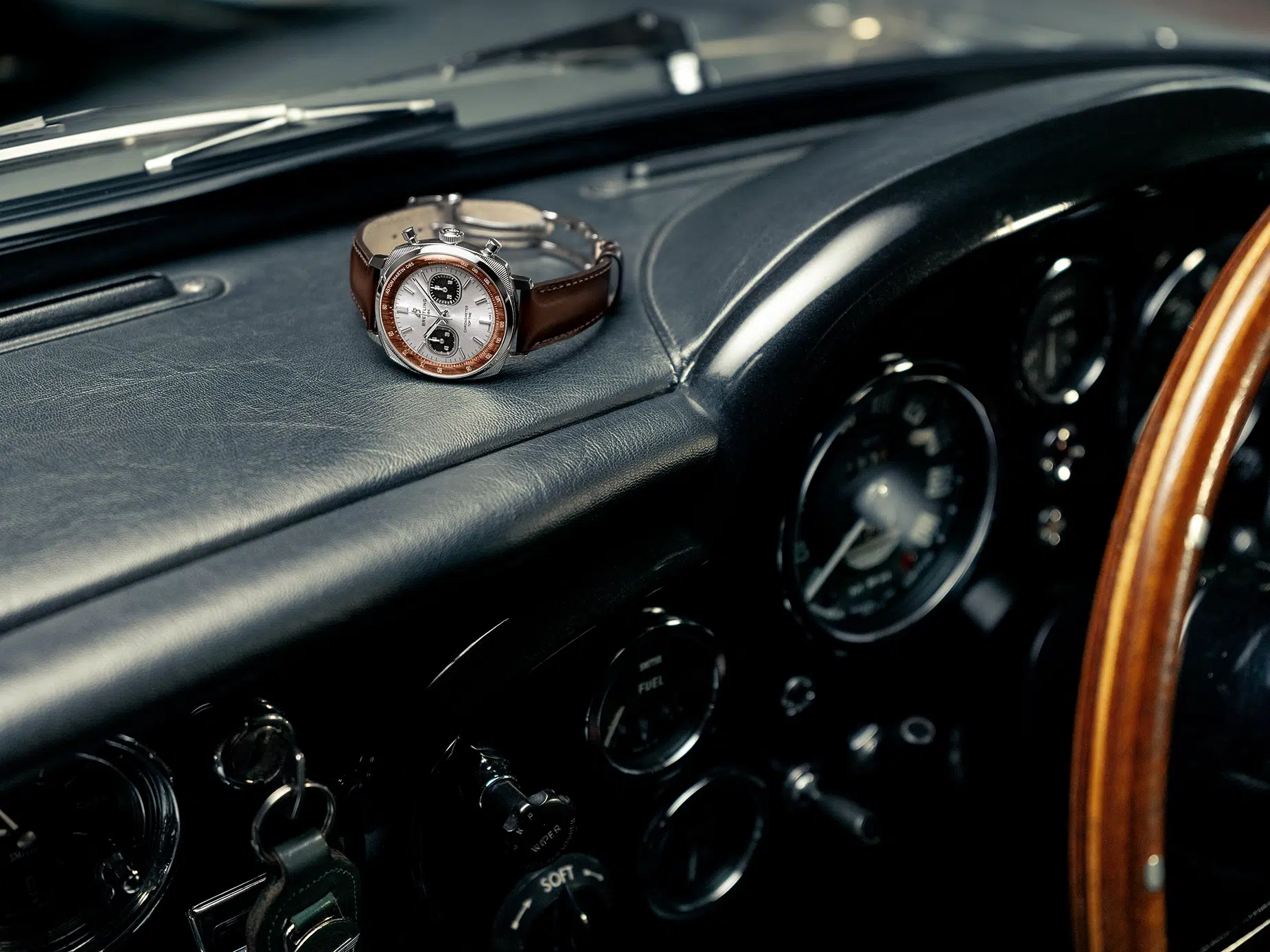 Chronograph 41 Tribute to Aston Martin DB5 Chronograph 41 Tribute to Aston Martin DB5