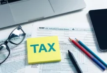 6 Illinois 529 Plan Contribution Limits: State Deduction Capped at $10K Single, $20K Joint Illinois State Tax Deduction. Vecteezy-medium