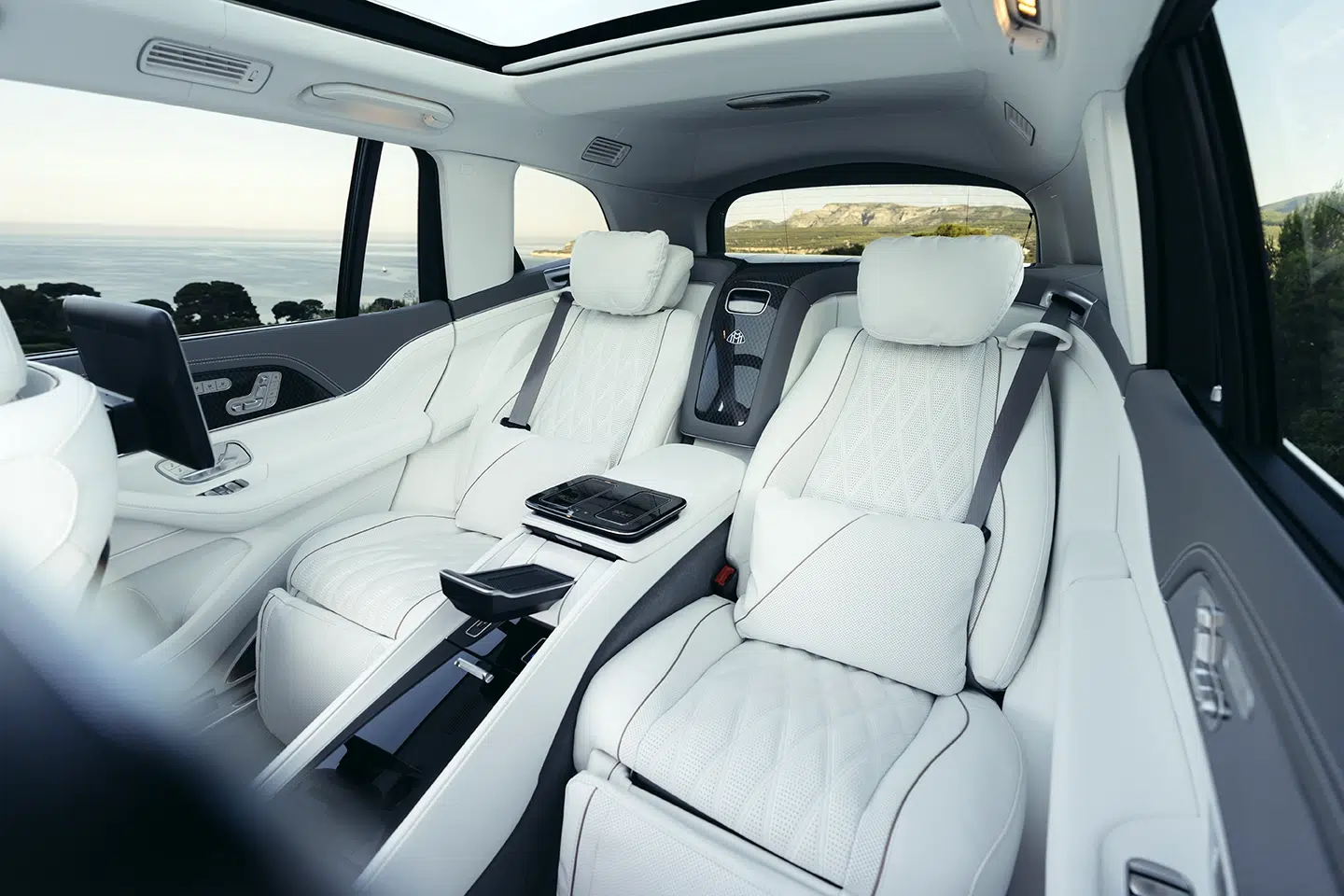 Mercedes-Maybach GLS 680 Mercedes-Maybach GLS 680