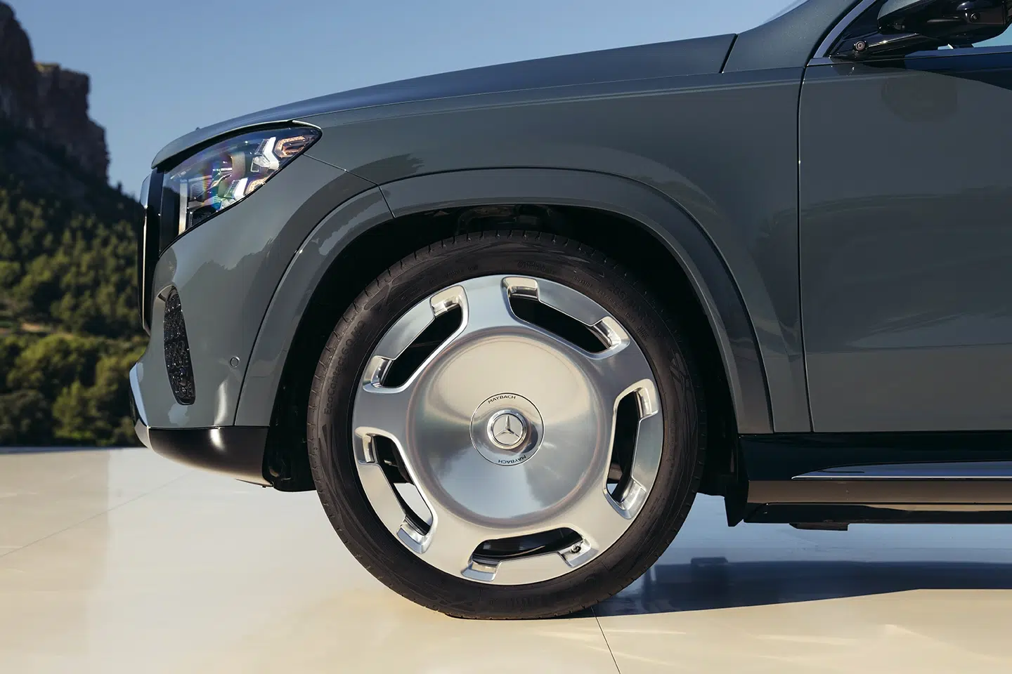 Mercedes-Maybach GLS 680 Mercedes-Maybach GLS 680