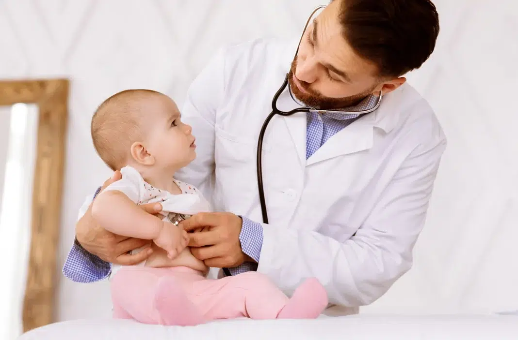 Parents make Pediatric Appointments Less Stressful. Vecteezy-medium Parents make Pediatric Appointments Less Stressful. Vecteezy-medium