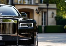 Rolls Royce Rental Dubai The Perfect Choice for VIP Travelers Rolls-Royce available to rent in Dubai. Vecteezy-medium