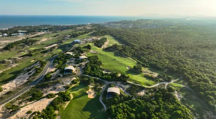 The Bluffs Grand Ho Tram, A Championship Course Shaped by Nature The Bluffs Grand Ho Tram