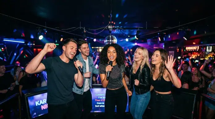 Top Entertainment Trends for Exclusive Gatherings Top Entertainment trends for exclusive gatherings. Vecteezy-medium