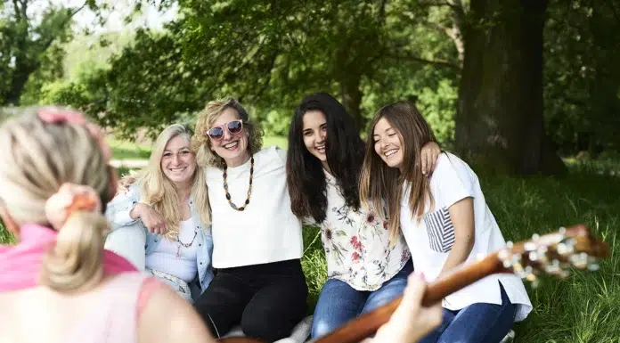 How Modern Women Redesigning Lifestyle for Balance, Purpose, and Everyday Happiness in Canada Women redesigning lifestyle for balance. Vecteezy-medium