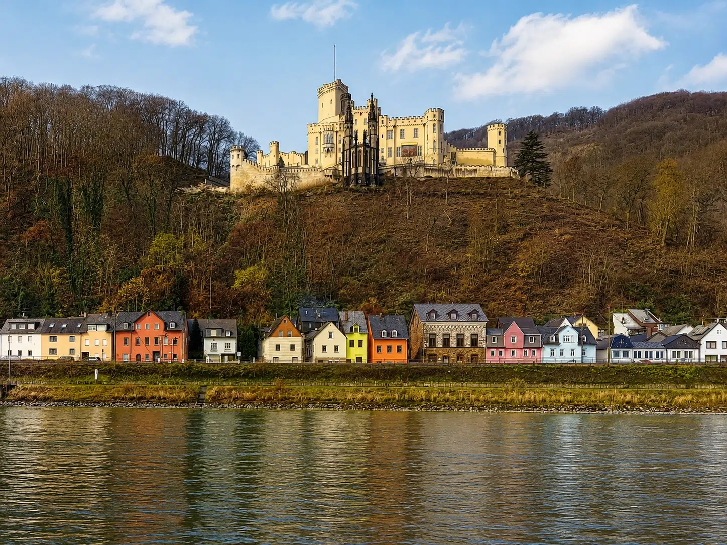 Christmas Market Cruise along the Rhine with Viking Christmas Market Cruise along the Rhine with Viking