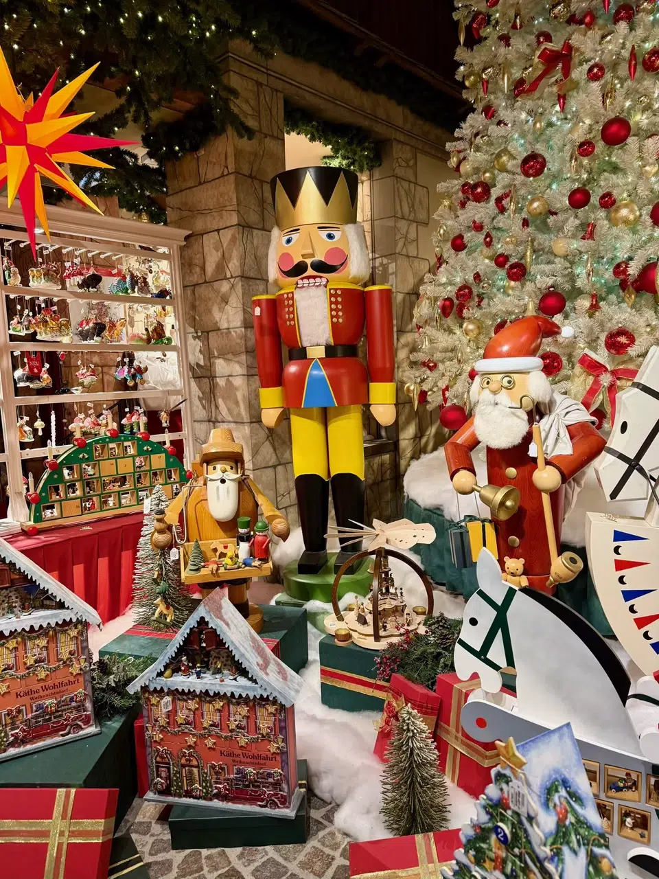 Christmas Market Cruise along the Rhine with Viking Christmas Market Cruise along the Rhine with Viking