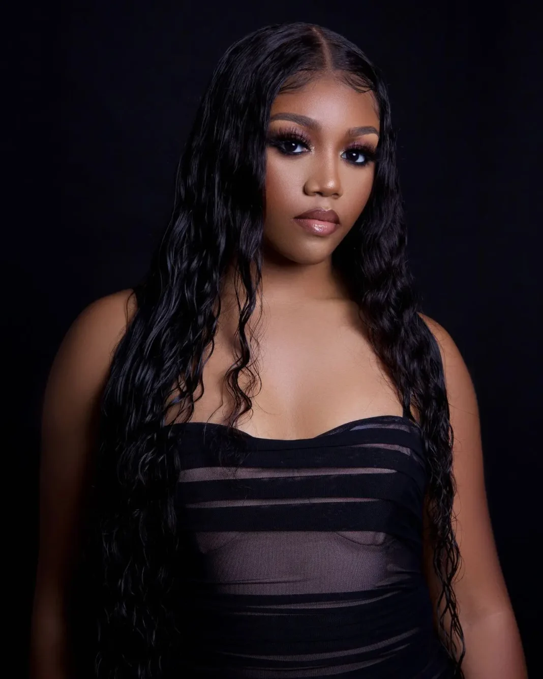 Invisible Lace Wig worn by a lady. Image by pexels-kayla-plush-397718721-15071824 Invisible Lace Wig worn by a lady. Image by pexels-kayla-plush-397718721-15071824