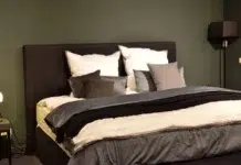 How to Test a Mattress Before You Buy It Mattress testing. Photo by Skylar Kang via pexel