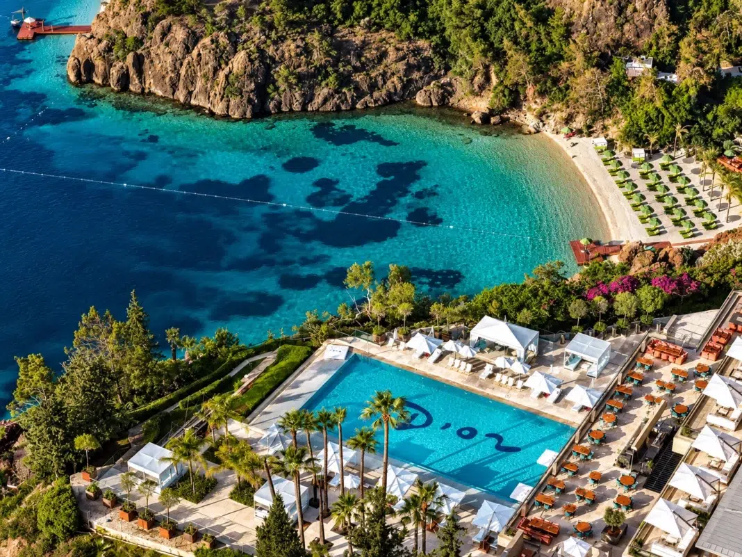 Mediterranean Resort by the Turquoise Sea Mediterranean Resort by the Turquoise Sea