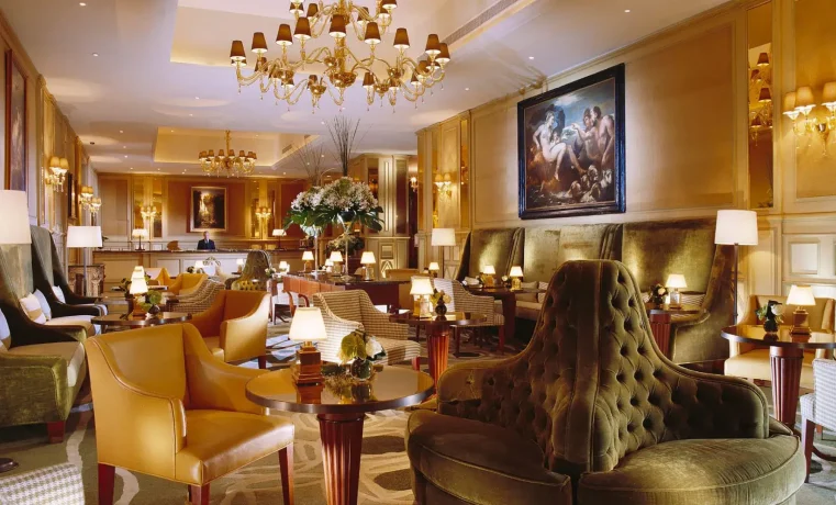 Principe di Savoia Milan, Il Salotto Lobby Area